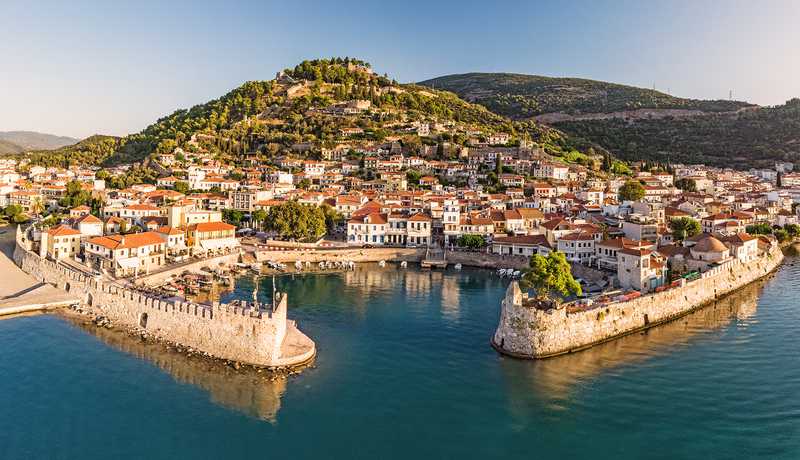 Roads of Power in the Peloponnese